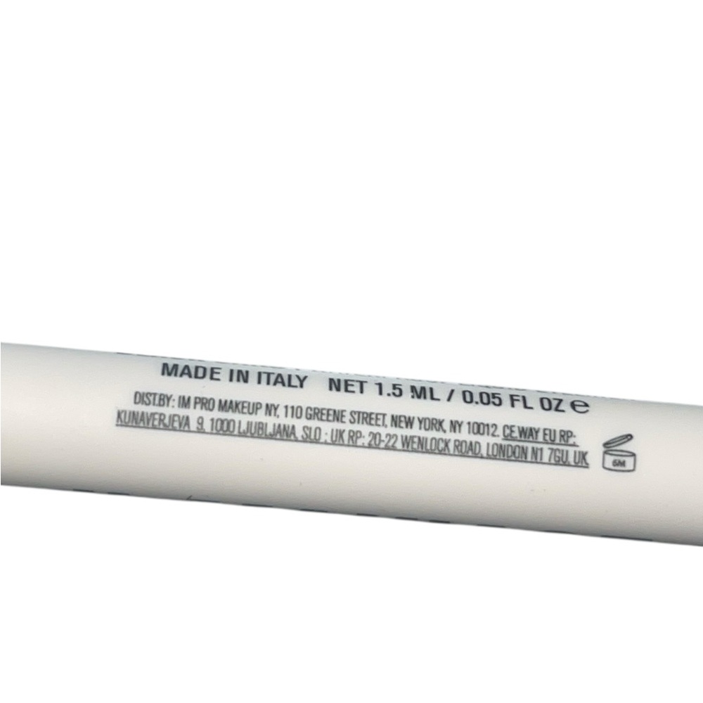 IL Makiage waterproof liquid eyeliner. Color: Black card. New in box. - Picture 5 of 6